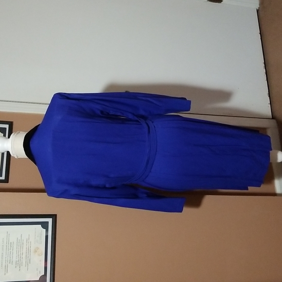 3 for 20. Ladies Bentley size 12 dress - Picture 2 of 8